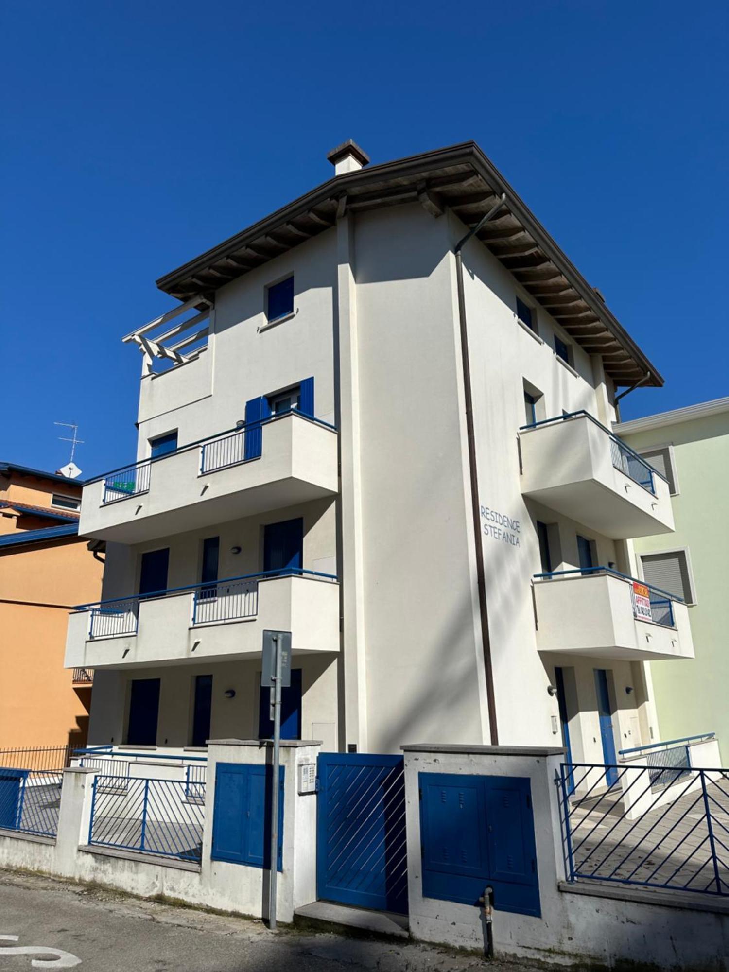 Residence Stefania - Agenzia Cocal Каорле Екстер'єр фото