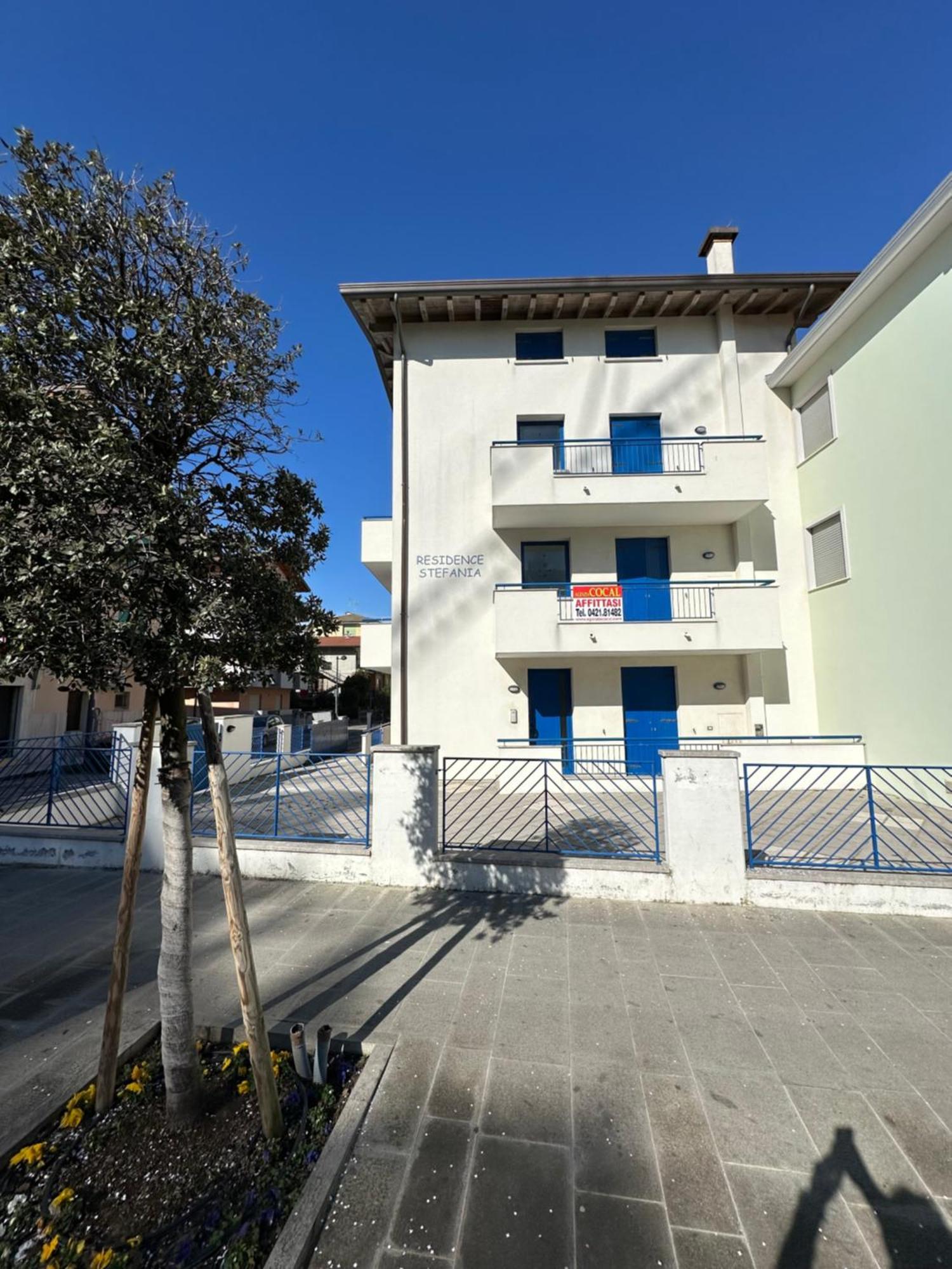 Residence Stefania - Agenzia Cocal Каорле Екстер'єр фото