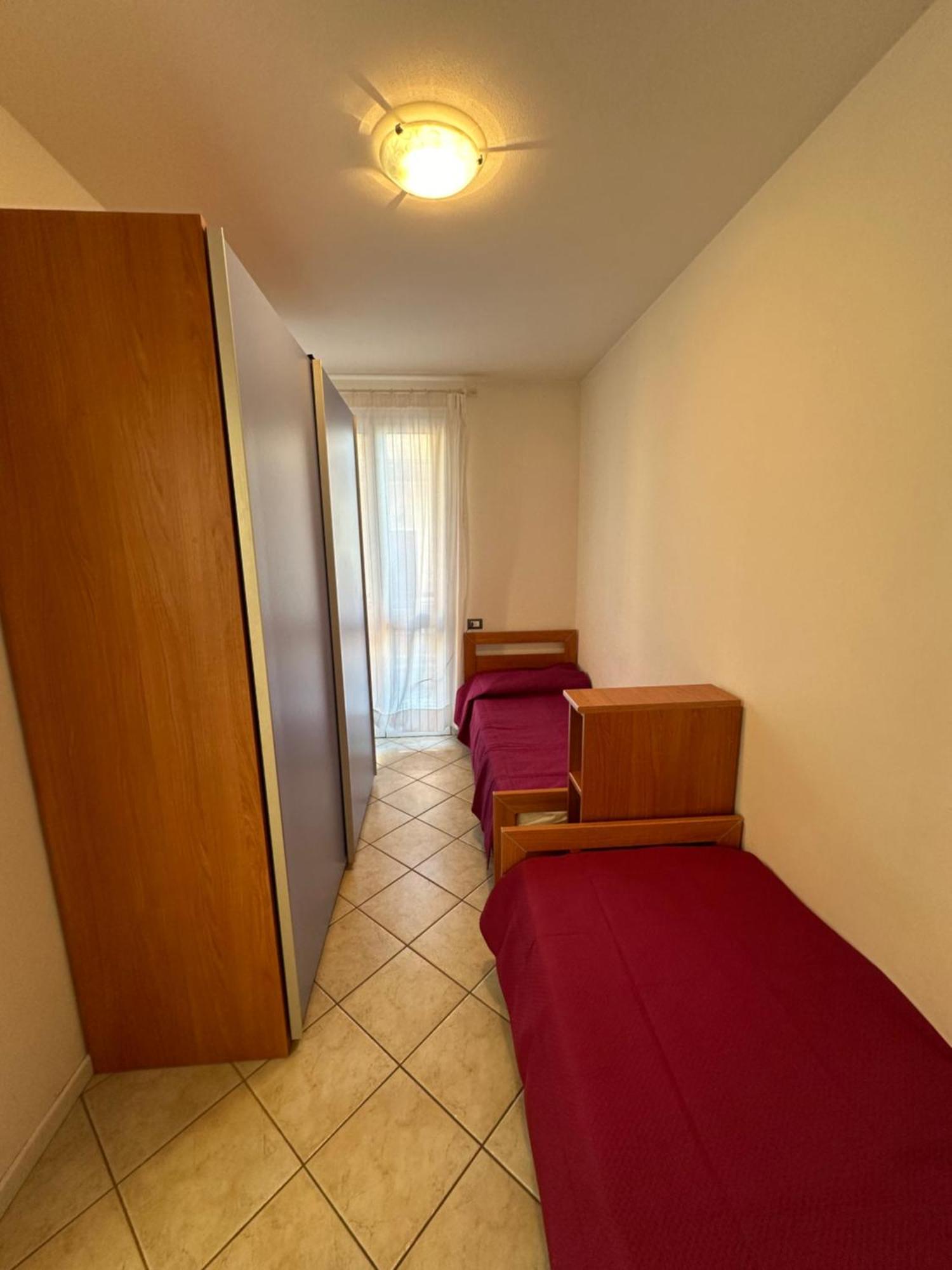 Residence Stefania - Agenzia Cocal Каорле Екстер'єр фото